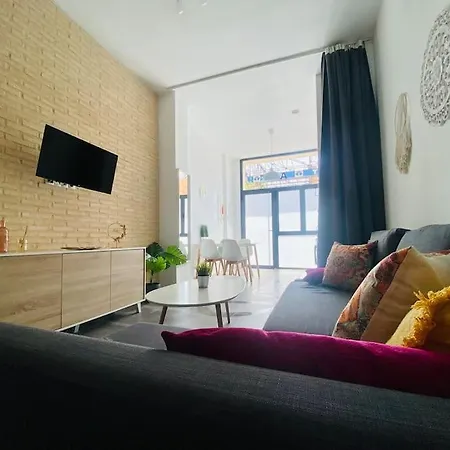 Flat For Family & Groups * Walencja