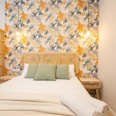 Florit Flats - The Trafalgar Iv Valenza