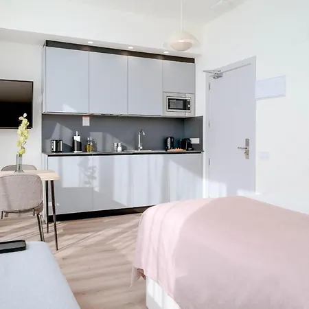 Limehome Carrer De Sant Jacint バレンシア
