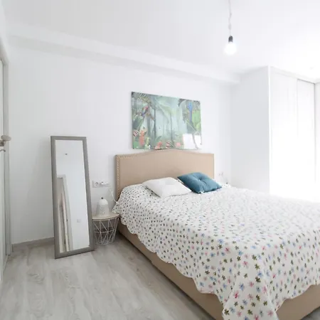 Apartamento En La Playa A Un Paso De La Casa Museo Blasco Ibáñez * Valenza