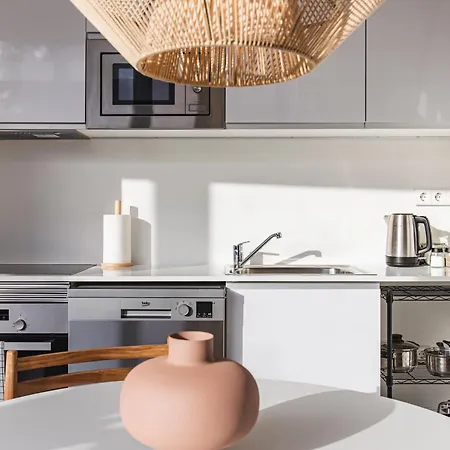 By Olala Homes Апартаменты *