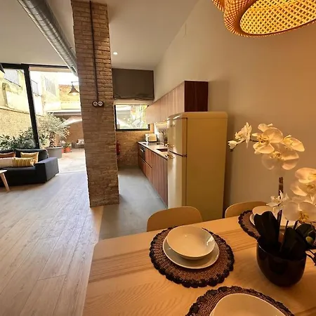 Tradicional Casa Con Patio Ruzafa * 瓦伦西亚