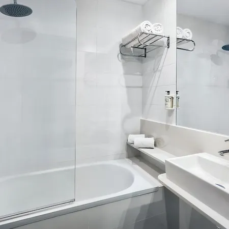 Ciudad De Ciencias Hotel 3*