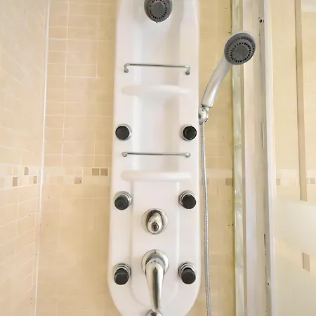 Centrico Al Lado De Torres De Quart