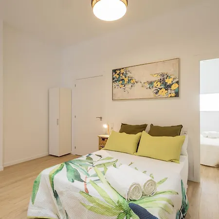 2 4 Pax, New Flat, Wifi Ac