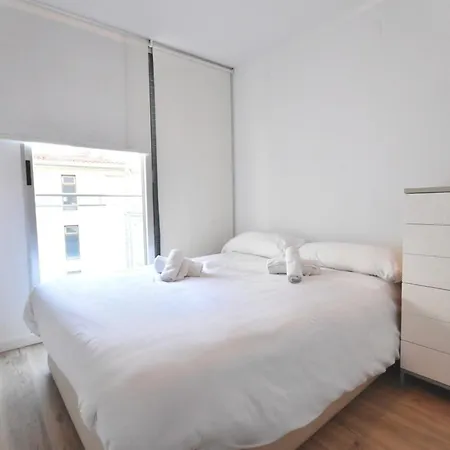 Bonito Atico Duplex Cerca De Torres De Serrano