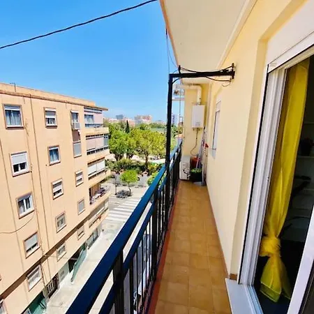 Family-friendly Next To The Park Valencie