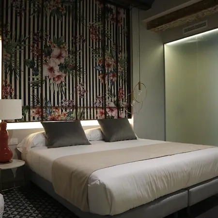 & Co. Quart Boutique Hotel