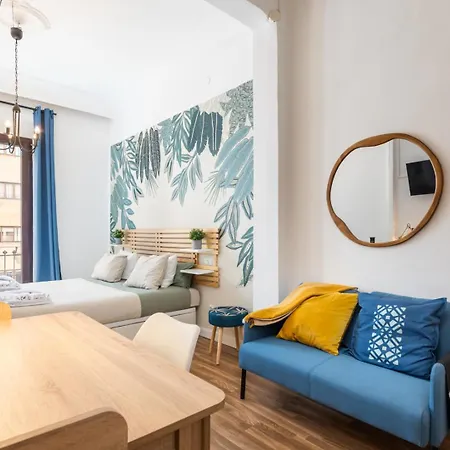 Mestalla River 公寓 *