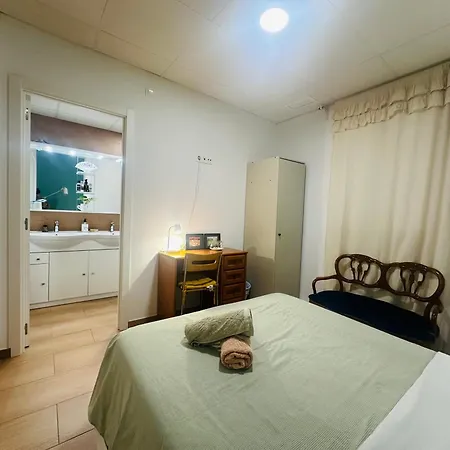 Проживание в семье Mirador 1 Del Mercado - Con Bano Privado En El Centro De La Ciudad Vella