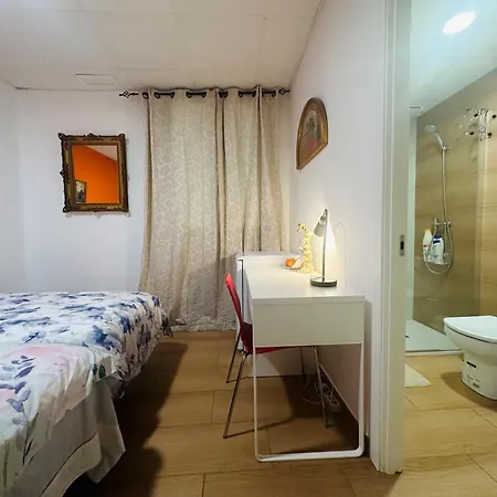 Mirador 2 Del Mercado - Con Bano Privado En El Centro De La Ciudad Vella