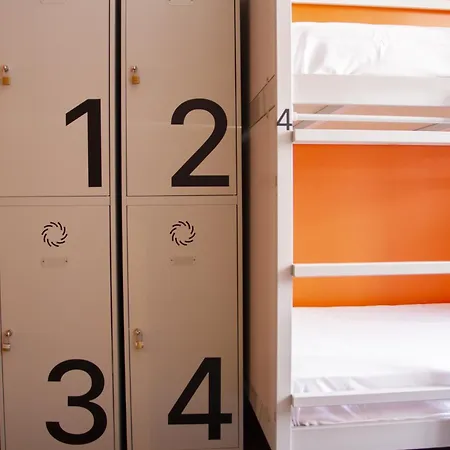 Room00 * Valencia