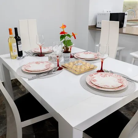 Turistico Lux Center * Valenza