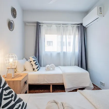 Familiar En Avenida Del Puerto Appartamento Valenza