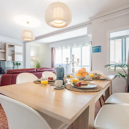 Familiar En Avenida Del Puerto Appartamento Valenza