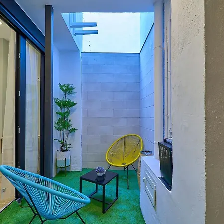 Filipinas Flowers * Valencia