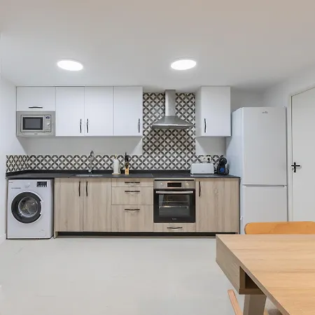 Amplio Cerca Centro Historico Y Turia 5pax 2 Bath *