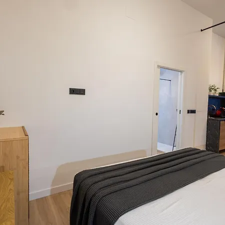 Florit Flats - The Blasco Ibanez Apartment