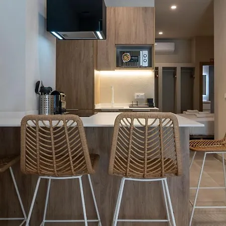 Vlc Host - Molina Del Palau Apartman *