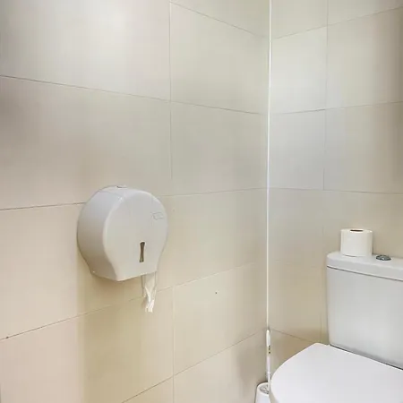 The Yacht Experience Ботель *