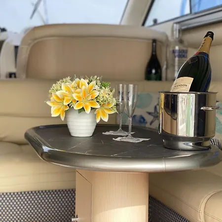 The Yacht Experience * Валенсия