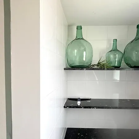 Stylish Well-connected Beachfront Flat Valência