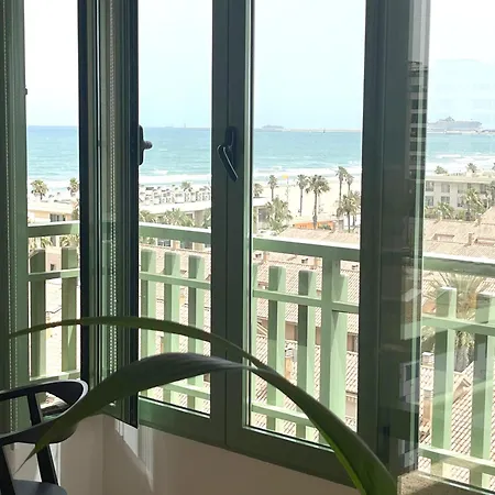 Stylish Well-connected Beachfront Flat Apartment Valencia