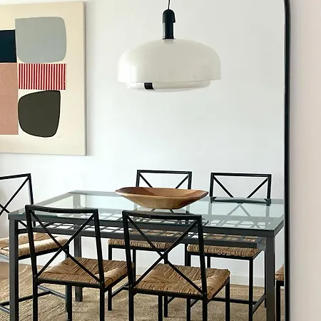 Stylish Well-connected Beachfront Flat Valencia