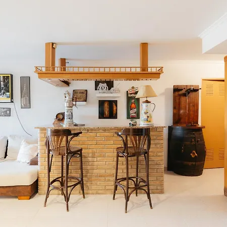 Chalet, Rodeada De Naturaleza Piscina A Doce Klm De Y 7 Del Aeropuerto バレンシア