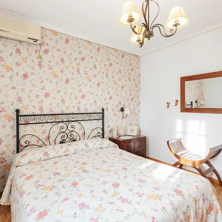 別荘 Chalet, Rodeada De Naturaleza Piscina A Doce Klm De Y 7 Del Aeropuerto *