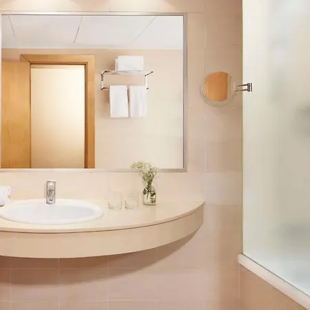 Nh Ciudad De 3* Valencia