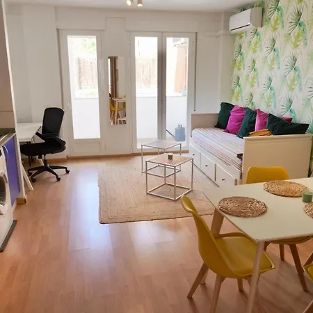 Hosted By Gracie * Valencie