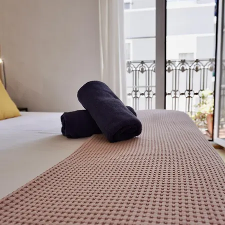 Hosted By Gracie Apartmán *