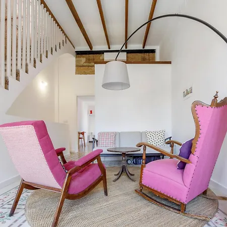 Holiday home Artisan Haven: El Cabanyal Oasis *