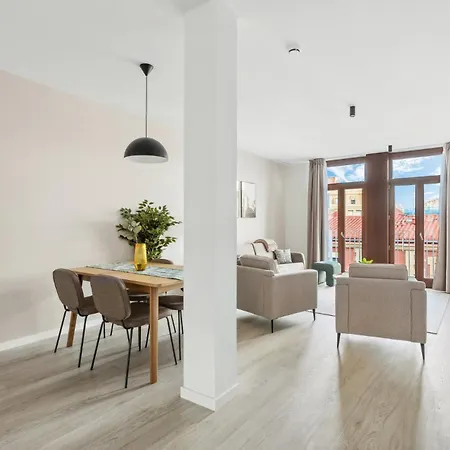 Limehome Calle De Cadiz