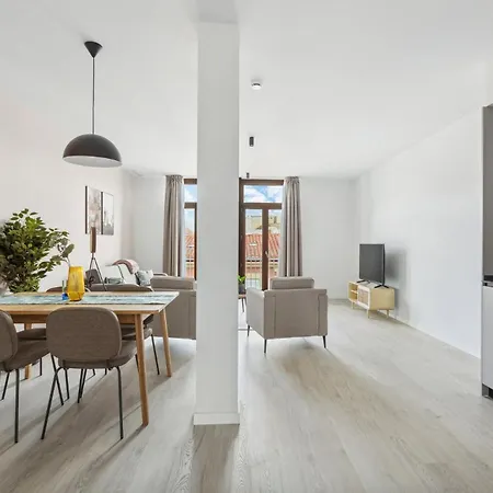 Apartment Limehome Calle De Cadiz