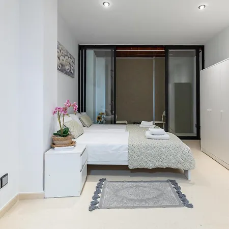 Apartment Grand - 8 Min To Center By Metro Valencia