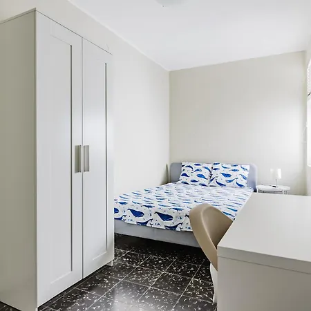 Modern And Spacious Close To The Valencia