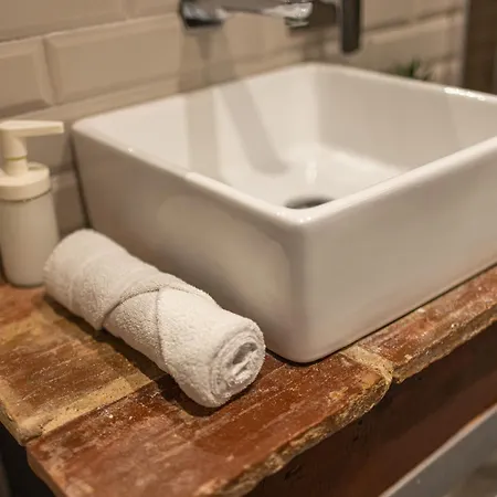 Florit Flats - Center Modern 1br 2bth Terrace Wi-fi Ac 公寓