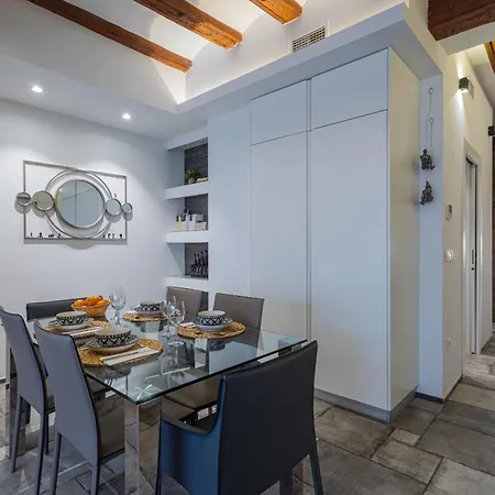 公寓 Florit Flats - Center Modern 1br 2bth Terrace Wi-fi Ac