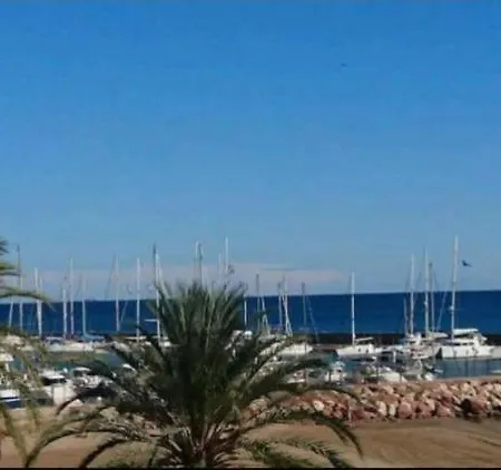 Beachfront Hébergement de vacances *