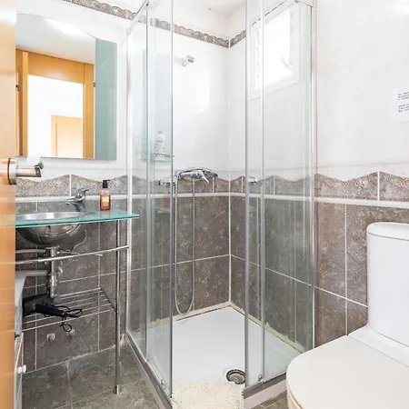 Penthouse Duplex In A 4 Floors Spanish House -8 Min To Center By Metro شقة