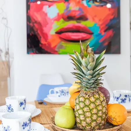 Penthouse Duplex In A 4 Floors Spanish House -8 Min To Center By Metro شقة فالنسيا