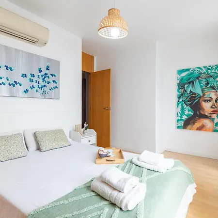 شقة Penthouse Duplex In A 4 Floors Spanish House -8 Min To Center By Metro *