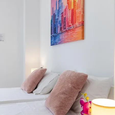 Mediterraneo By Neohotels-centro 8 Min By Metro Lägenhet 4*
