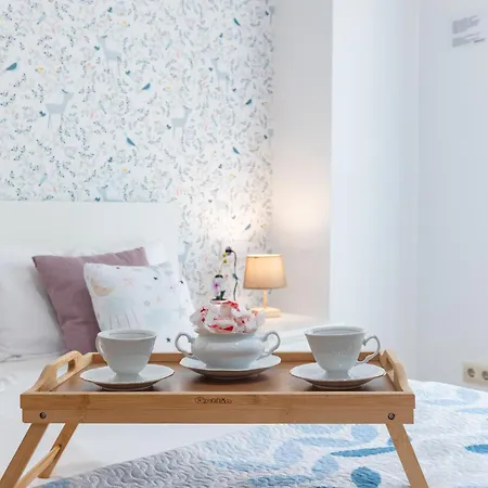 Apartamento Mediterráneo By Neohotels-centro 8 Min By Metro 4*