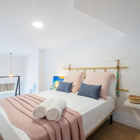 Florit Flats - The Port Avenue Duplex * Valencia