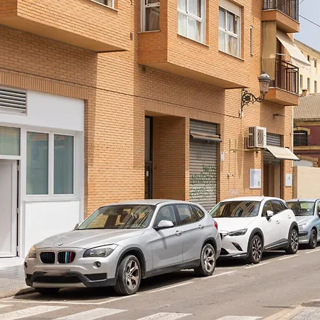 Florit Flats - The Port Avenue Duplex *