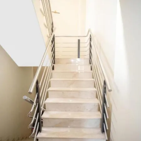 Apartment Grand - 8 Min To Center By Metro