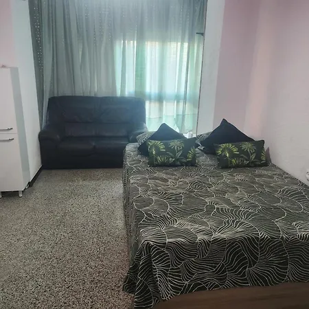 Avenidadelaplata Homestay Valencia